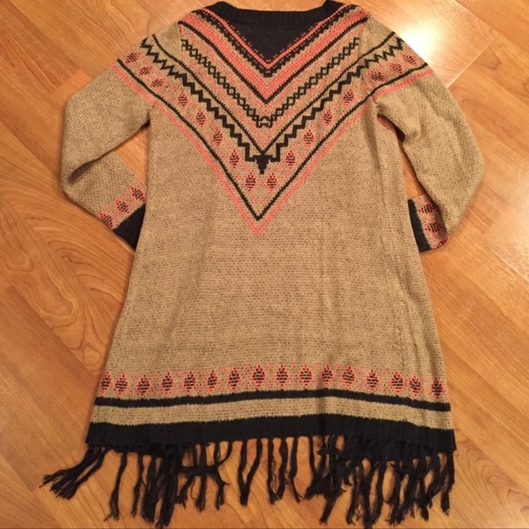 Maurice’s Cardigan - Picture 2 of 2